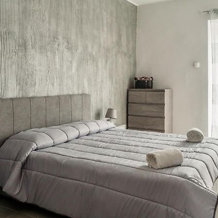 Delia Case Vacanza Фиумефредо ди Сицилия Екстериор снимка
